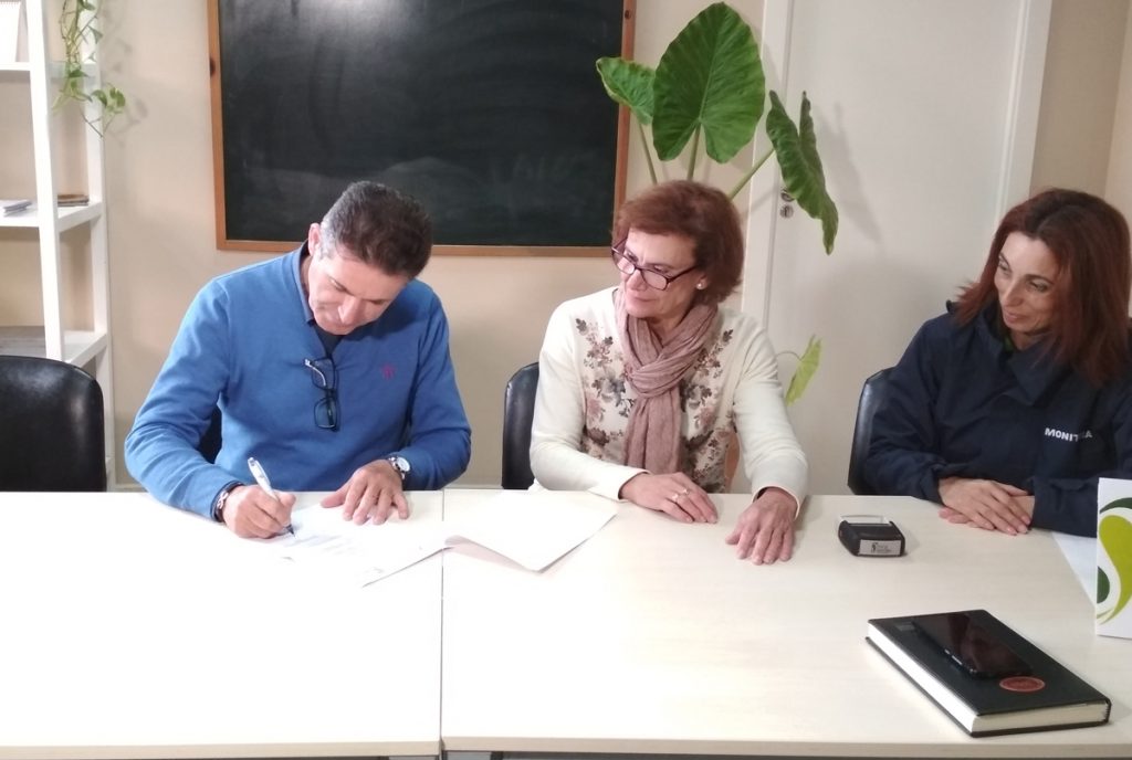 Firma convenio Serviluz Aemmce recogida residuos