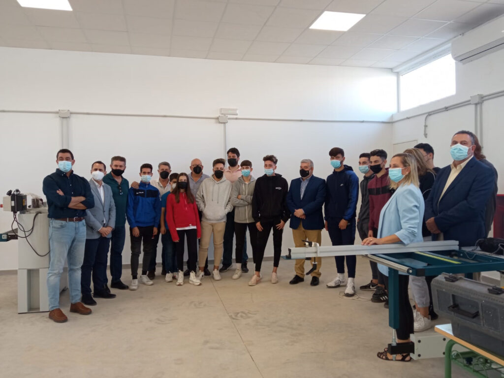 Acto de inauguración comienzo CFGM Dual Carpintería y Mueble SAFA ECIJA